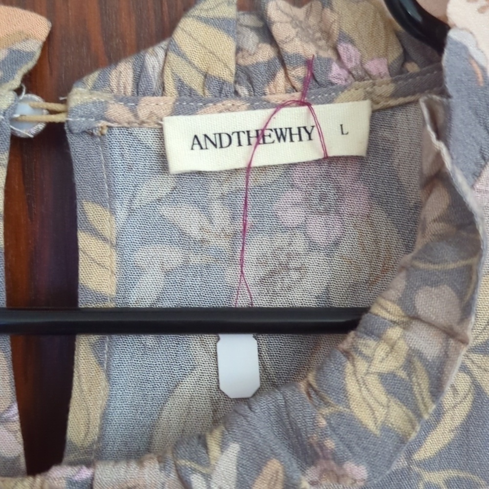 AndTheWhy Short Sleeve Flowy Babydoll Cottagecore Floral Blouse Size Large - Picture 4 of 7